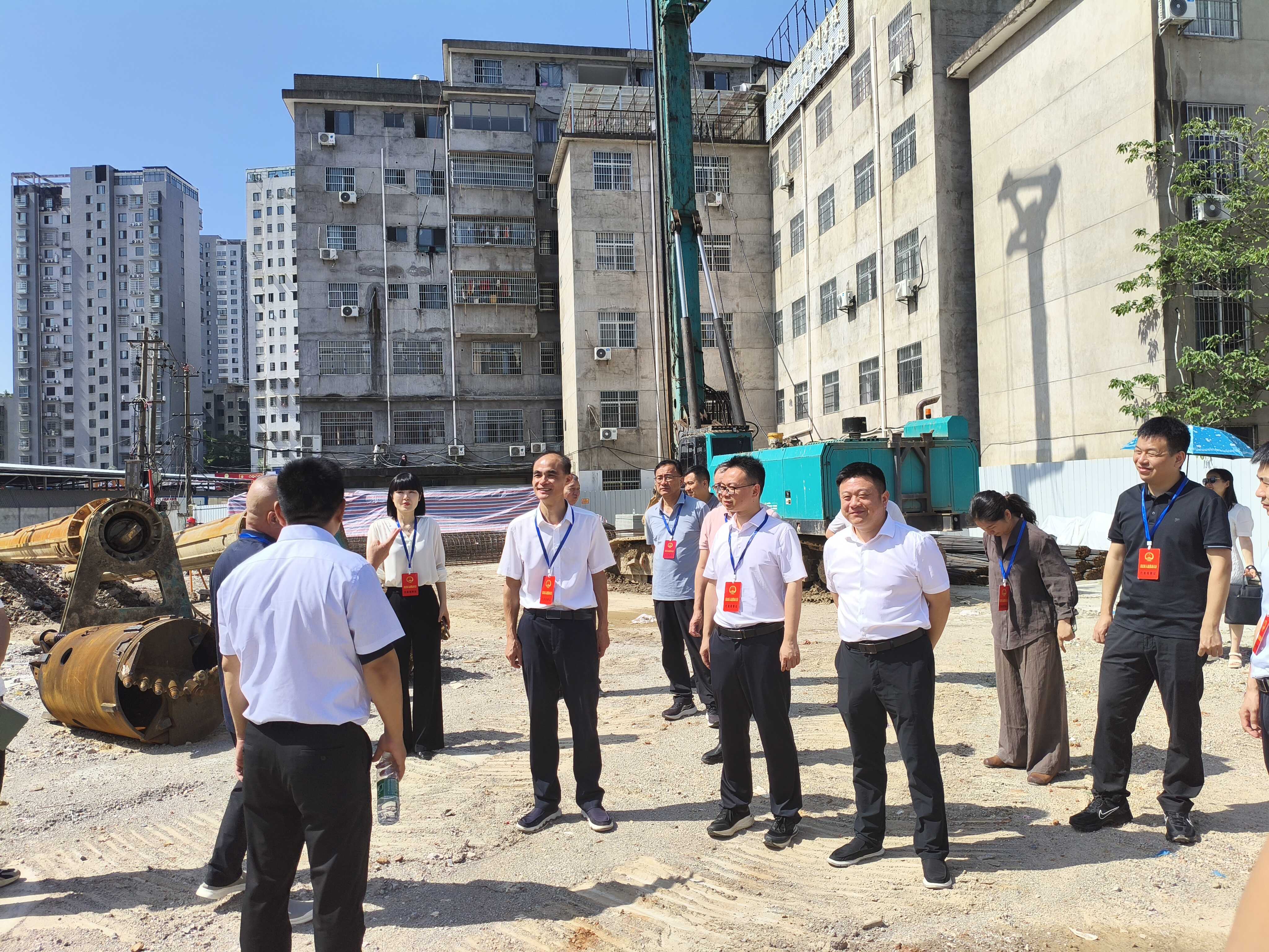 昌江区人大代表开展债务管理及重点项目建...