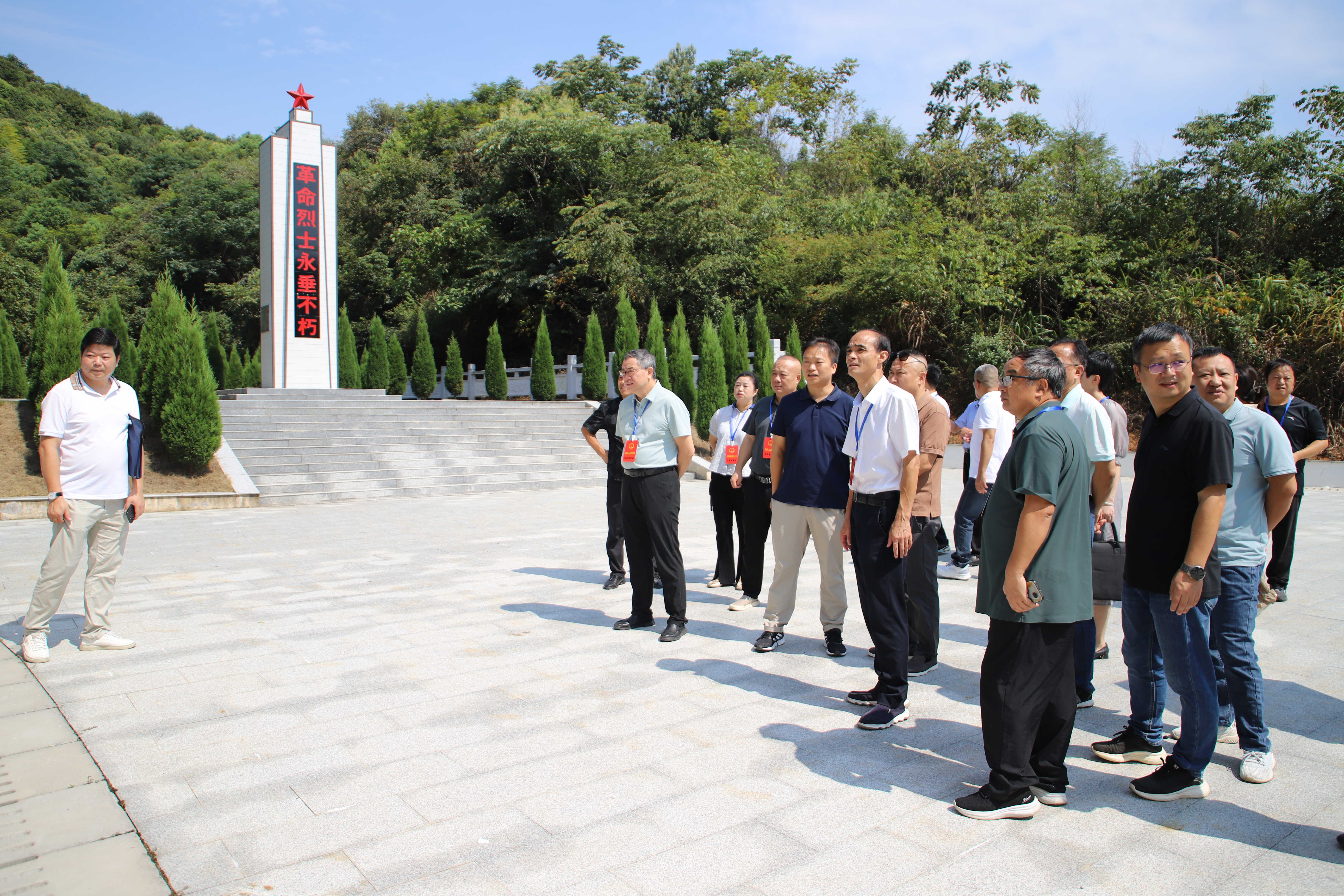昌江区人大常委会调研视察退役军人服务保...